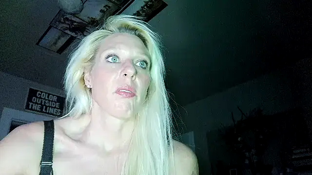 Glamazonx online show from January 14, 7:13 am