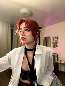 Evangeline Lawrence  online show from October 15, 5:59 pm