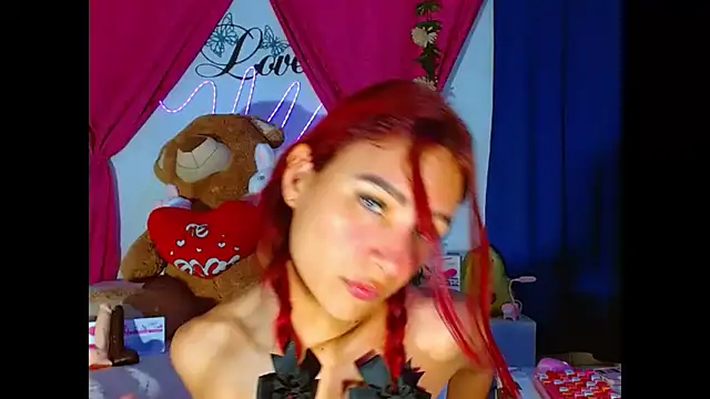 natashakissess online show from March 24, 4:56 pm