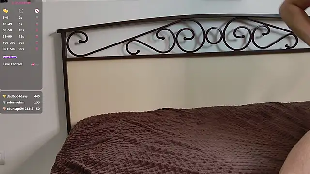 Hotel  California online show from February 19, 6:46 am