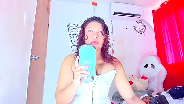 Emily Coper18 online show from February 14, 1:46 pm