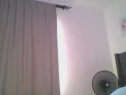 MissLilly1 online show from January 16, 4:41 am