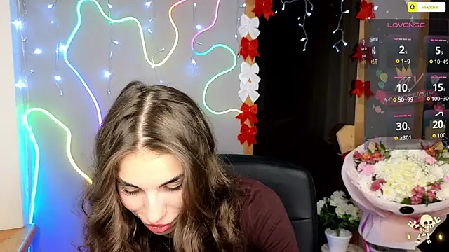 EmmyGreans online show from December 5, 6:57 am