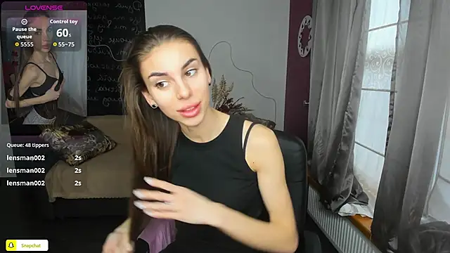 EmmyGreans online show from February 7, 6:39 am