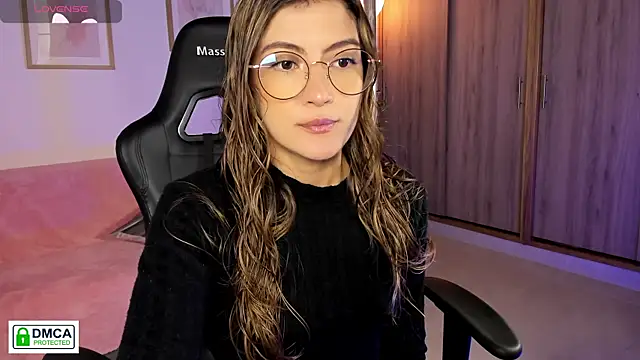 Lilabril online show from February 4, 3:04 pm