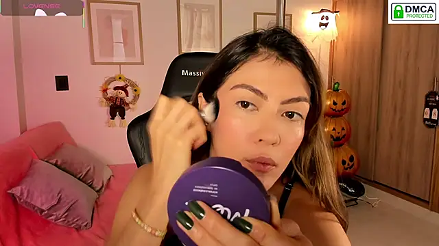 Lilabril online show from October 23, 2:56 pm