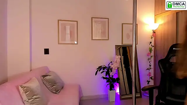 Lilabril online show from September 23, 2:48 pm