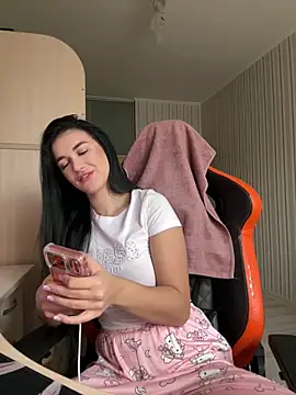 Julietta a online show from December 16, 7:58 am