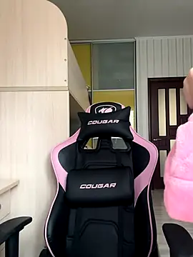 Julietta a online show from November 18, 8:15 am