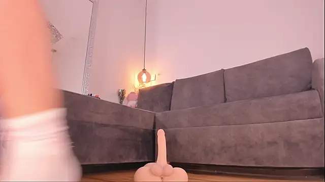 Isabella francoo online show from October 3, 12:43 pm