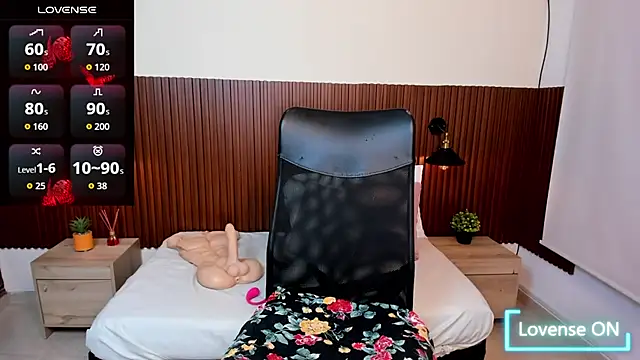 chanel brunette online show from November 13, 7:24 pm