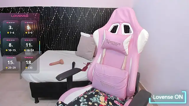 chanel brunette online show from December 20, 6:56 pm