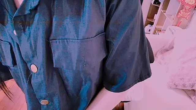 Lee Mi online show from February 15, 4:39 pm