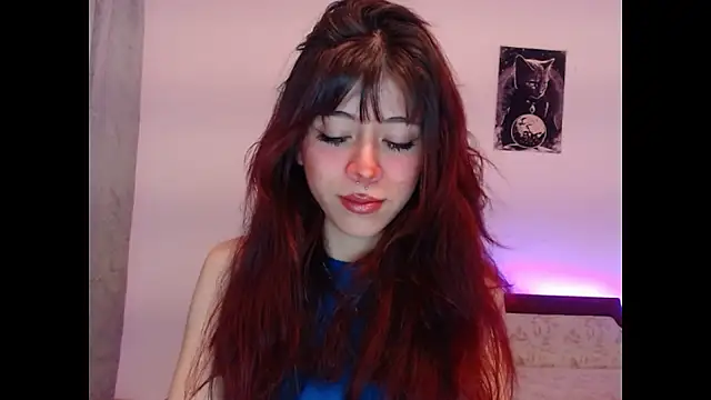 SuzzyyM online show from July 28, 11:26 pm
