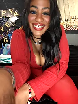 AmazonianMistress online show from April 12, 3:09 am