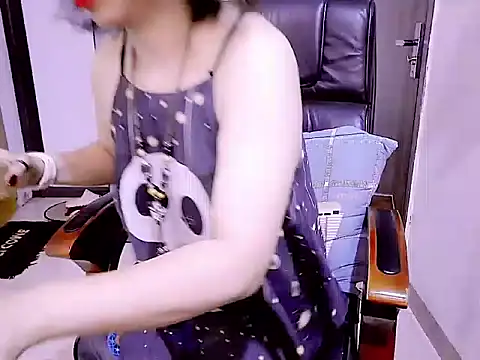 Miu-Le online show from April 14, 3:56 pm