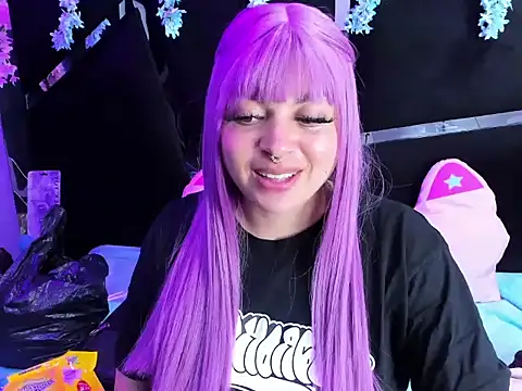 Cocoo Nuth online show from September 19, 3:05 am