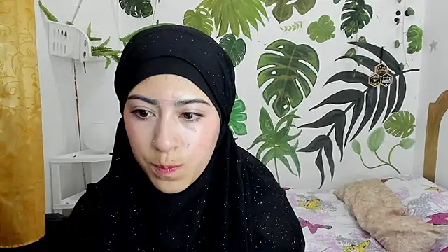 chaymae nah  online show from October 24, 11:01 pm