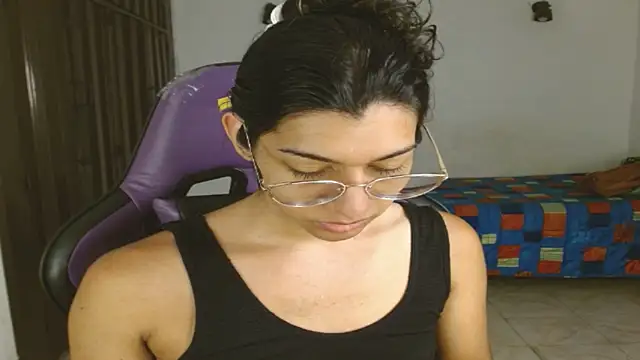 engielphoenis14 online show from October 23, 11:22 pm