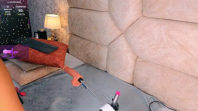 amatista  smith online show from February 20, 7:47 pm