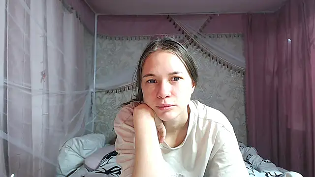 leila bambi  online show from November 22, 12:19 pm