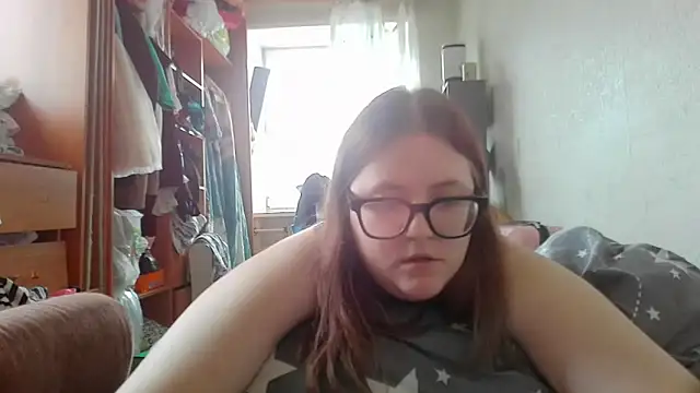 DesireMelissa online show from April 29, 7:11 am