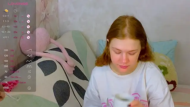 TrissMerigold9 online show from November 2, 8:40 am