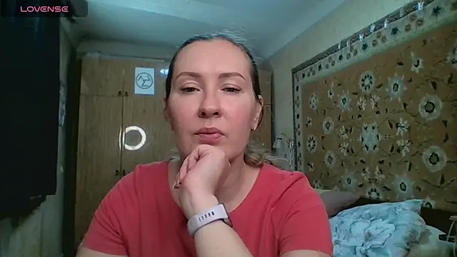 AnnaXLovers online show from June 10, 8:35 am
