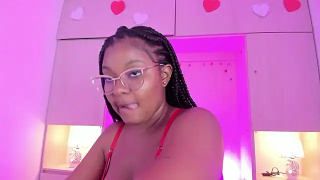 tamaraa smiith online show from January 12, 12:21 pm