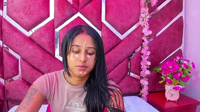 Snapshot of milly_print chatting on October 8, 3:22 am milly print online show from October 8, 3:22 am