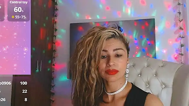 Isabelhot1 online show from January 8, 10:36 pm