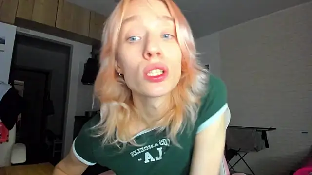  Alice Kitty online show from February 17, 7:35 pm