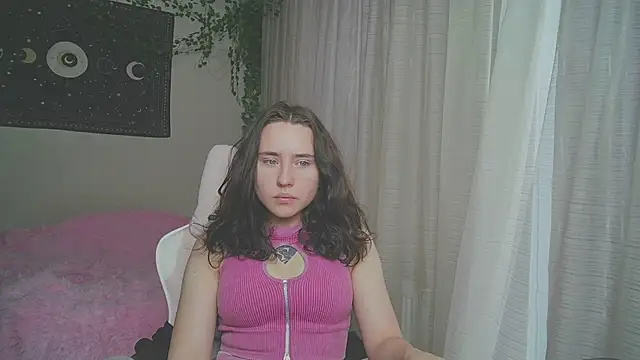 Snapshot of Aurora_workerr chatting on September 12, 3:51 am Aurora workerr online show from September 12, 3:51 am