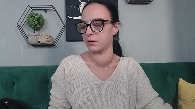 IzabelllNoir online show from October 7, 7:24 am