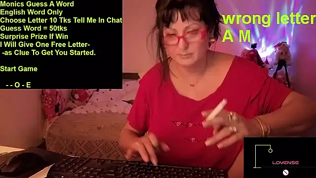 YourDreamLoverr online show from January 11, 12:48 am