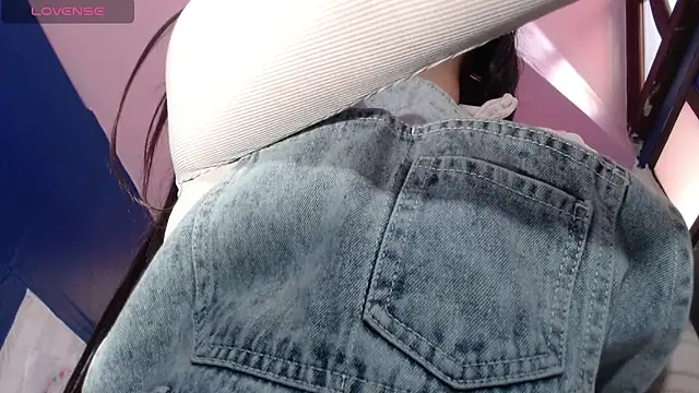 vitoria23  online show from December 17, 12:31 pm