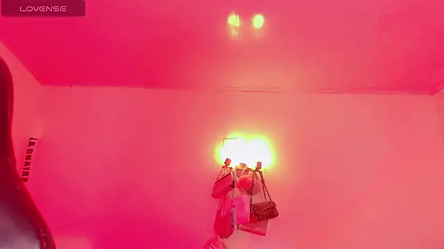 naomy  xx online show from February 28, 4:23 am