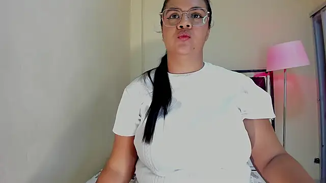 Snapshot of Gabriela_Brown chatting on October 9, 3:38 pm Gabriela Brown online show from October 9, 3:38 pm