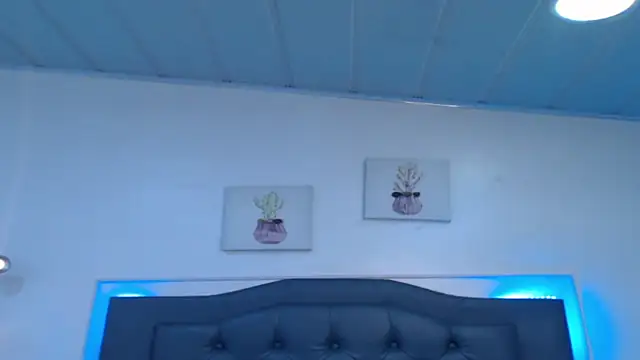 candy lux  online show from February 4, 9:18 pm