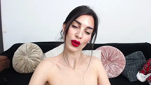 RebecaMur online show from May 13, 3:40 pm