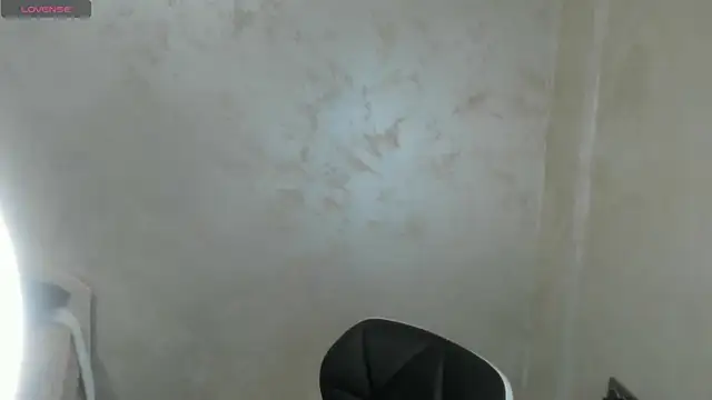 Snapshot of wendy_marvel chatting on October 6, 5:46 am wendy marvel online show from October 6, 5:46 am
