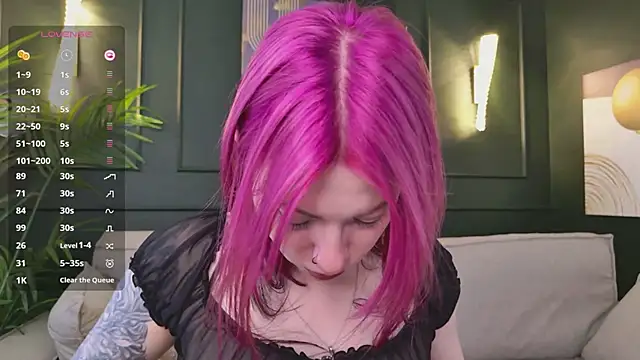 arielabradberry online show from April 13, 3:35 pm