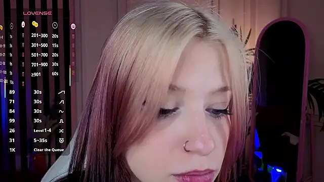 arielabradberry online show from October 9, 6:34 pm