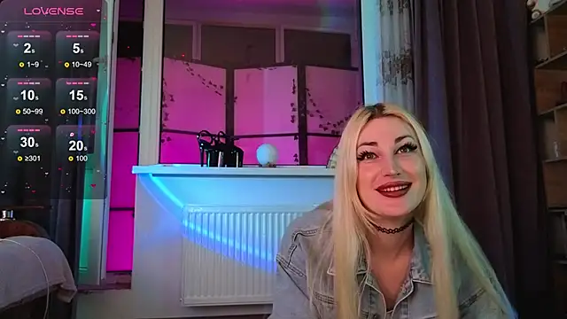 Inchcaser  online show from September 15, 9:33 pm