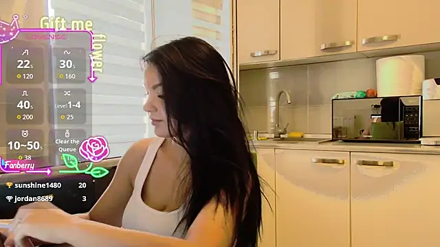 alisoncassie online show from September 10, 5:07 am