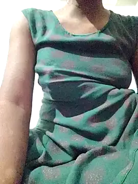 rituporna2004 online show from February 6, 12:03 am