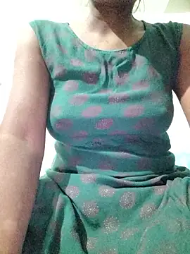 rituporna2004 online show from January 14, 3:55 am