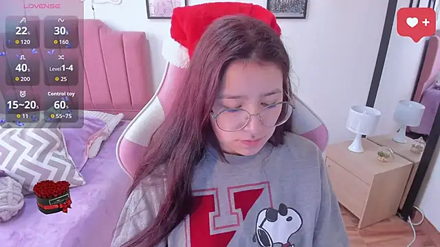 Amy joones online show from December 17, 1:04 pm