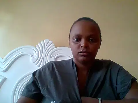 Snapshot of Sexxy-Shie chatting on October 10, 8:41 am Sexxy-Shie online show from October 10, 8:41 am