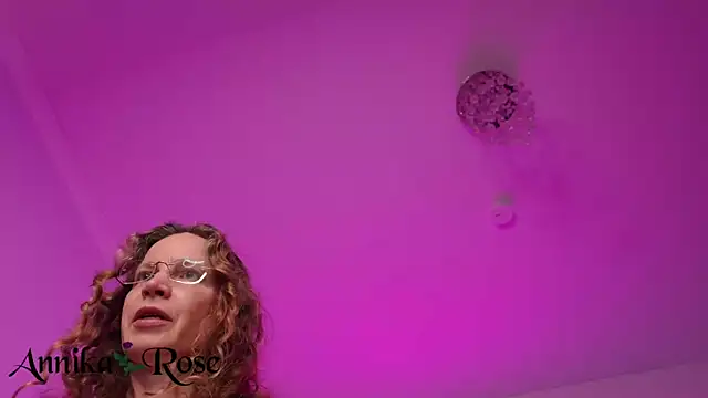 AnnikaRose online show from February 16, 12:49 pm